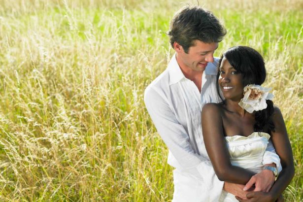 وثائق الزواج المختلط في المغرب