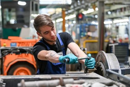 قائمة بأفضل الشركات التي توفر عقود تدريب مهني في ألمانيا